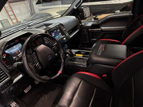 Used 2018 Ford F150 Raptor w/ Equipment Group 802A Luxury image 8