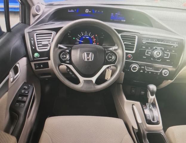 Used 2013 Honda Civic Hybrid Sedan image 5