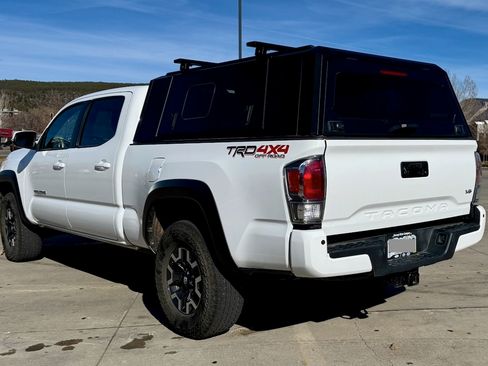 Used 2023 Toyota Tacoma TRD Off-Road image 5