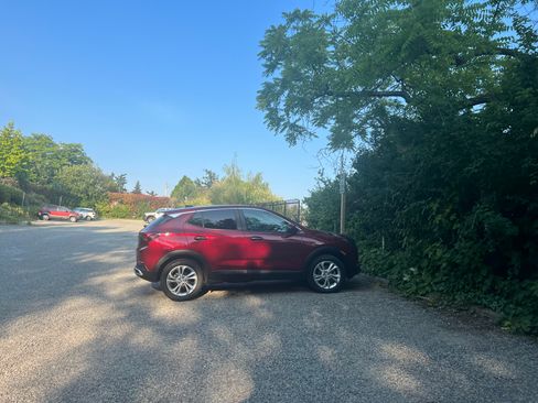 Used 2023 Buick Encore GX Preferred w/ Cold Weather Comfort Package image 2