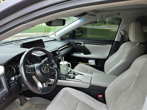 Used 2017 Lexus RX 450h AWD w/ Luxury Package image 4
