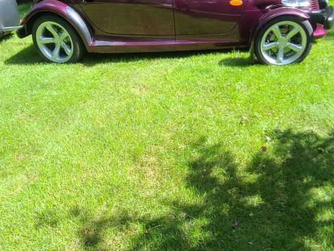 Used 1999 Plymouth Prowler RWD image 2