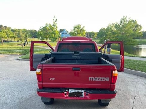 Used 2001 MAZDA B-Series Pickup 2WD Regular Cab B3000 image 6