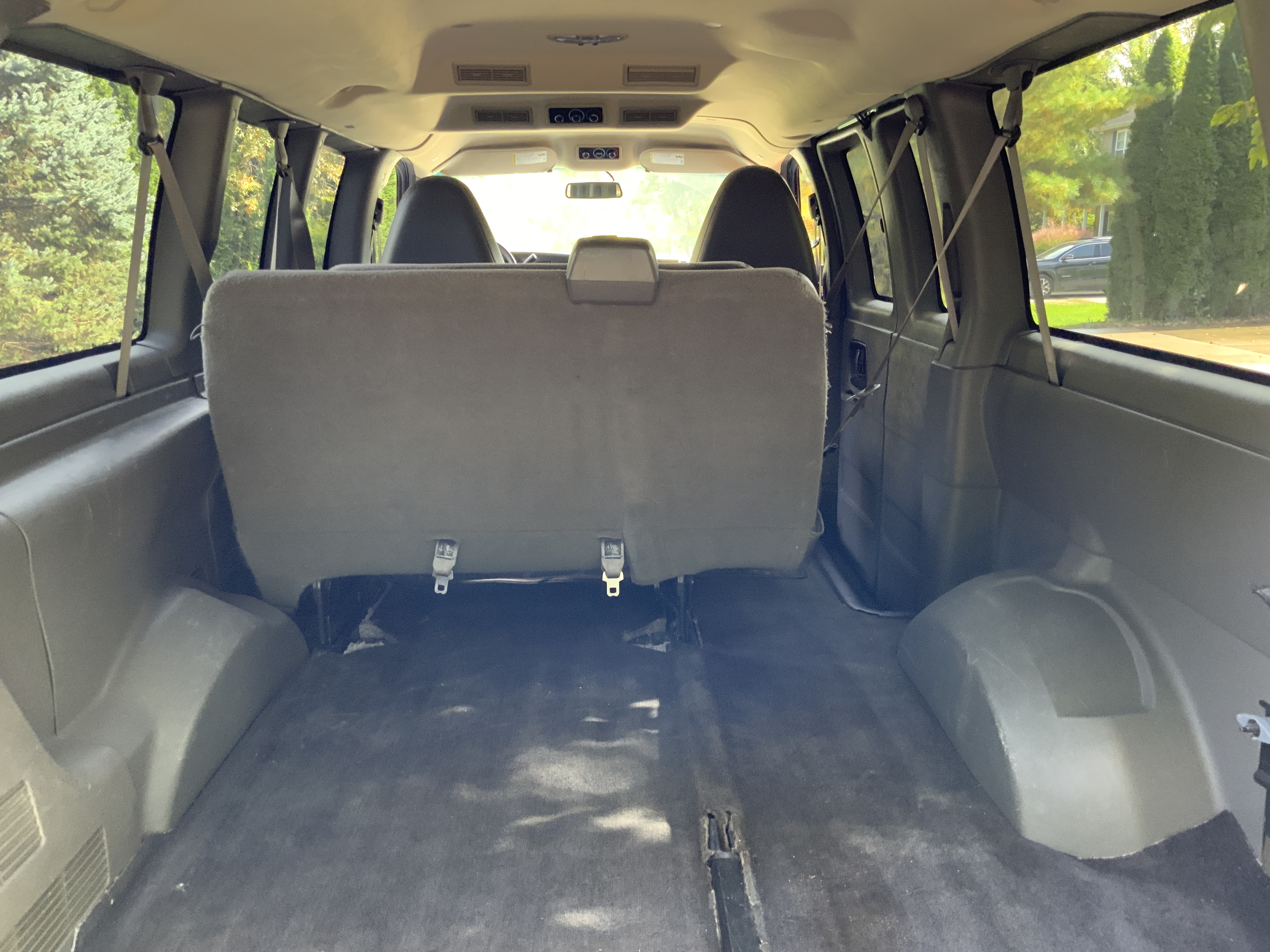 Used 2014 Chevrolet Express 1500 LS RWD image 14
