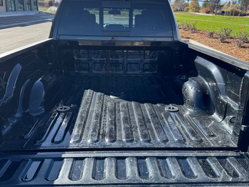Used 2019 RAM 2500 Laramie image 11