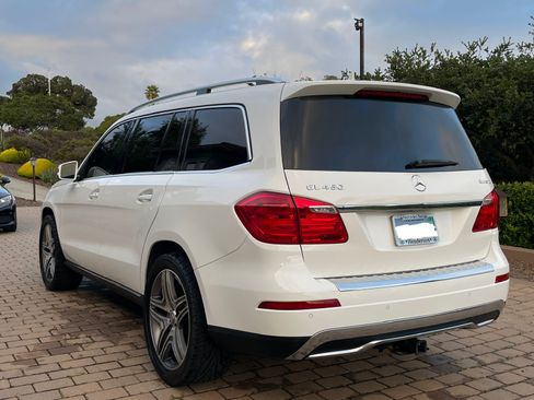 Used 2015 Mercedes-Benz GL 450 4MATIC image 2