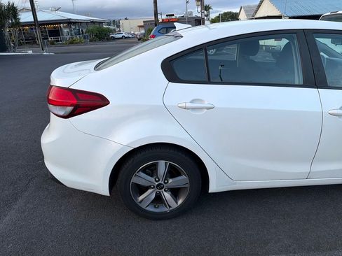 Used 2018 Kia Forte LX w/ LX Popular Package image 4