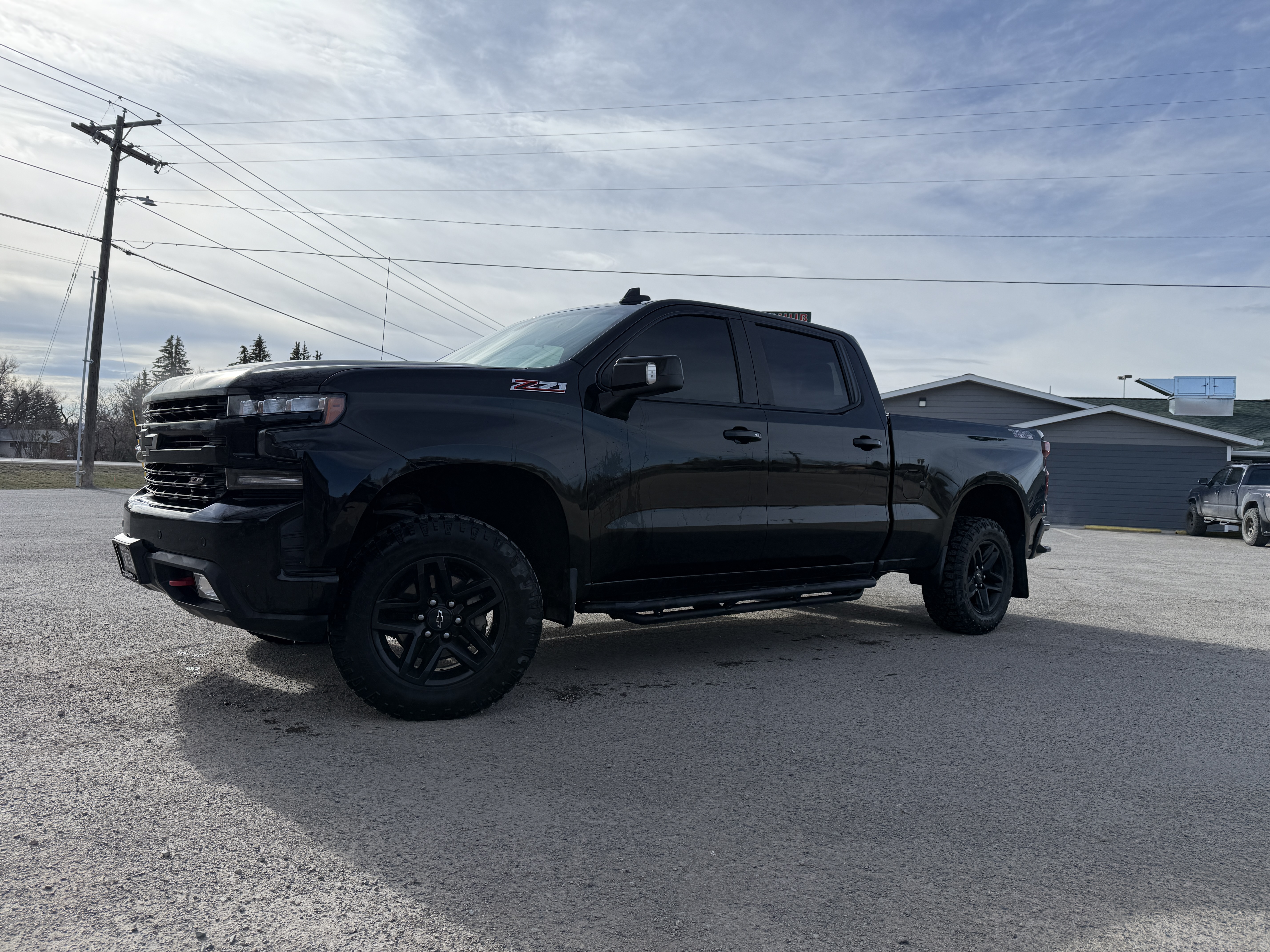 Used 2020 Chevrolet Silverado 1500 LT Trail Boss AWD/4WD image 1