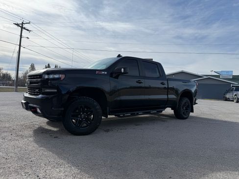 Used 2020 Chevrolet Silverado 1500 LT Trail Boss AWD/4WD image 1