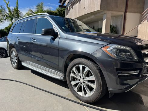 Used 2016 Mercedes-Benz GL 450 4MATIC image 1