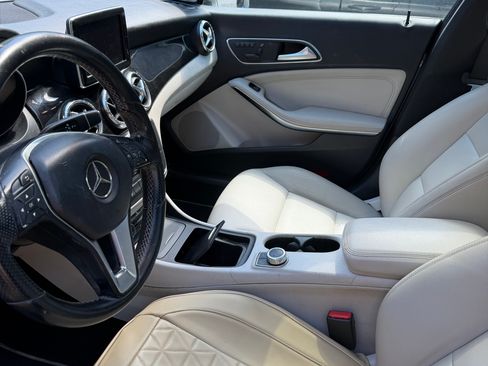 Used 2014 Mercedes-Benz CLA 250 image 5
