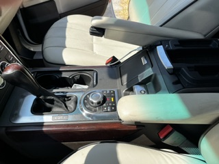 Used 2012 Land Rover Range Rover HSE LUX AWD/4WD image 28