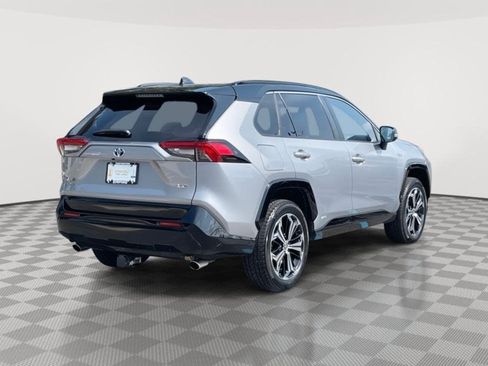 Used 2021 Toyota RAV4 XSE w/ Weather Package image 9