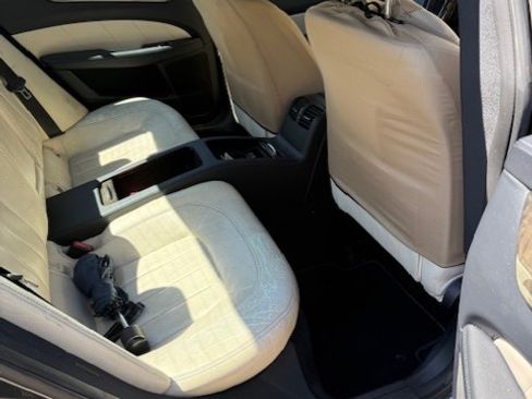 Used 2012 Mercedes-Benz CLS 550 image 6