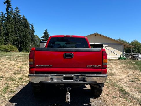 Used 2002 Chevrolet Silverado 2500 LT RWD image 4