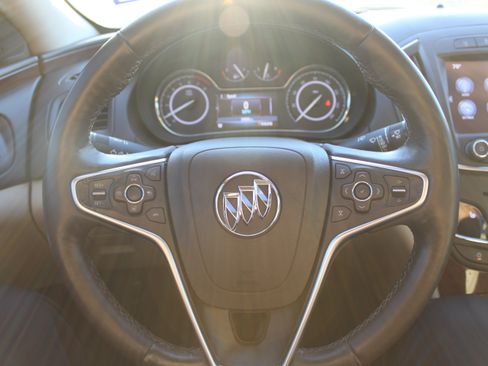 Used 2016 Buick Regal Premium w/ Driver Confidence Package #2 image 13