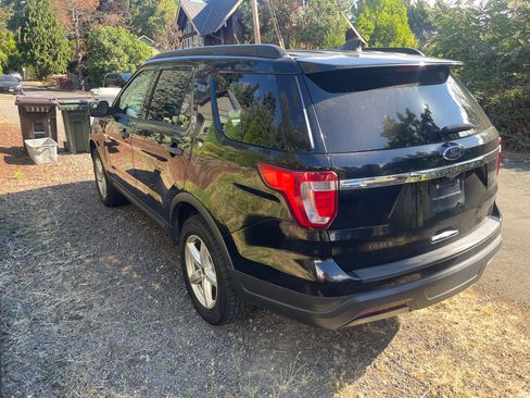 Used 2018 Ford Explorer 4WD image 10