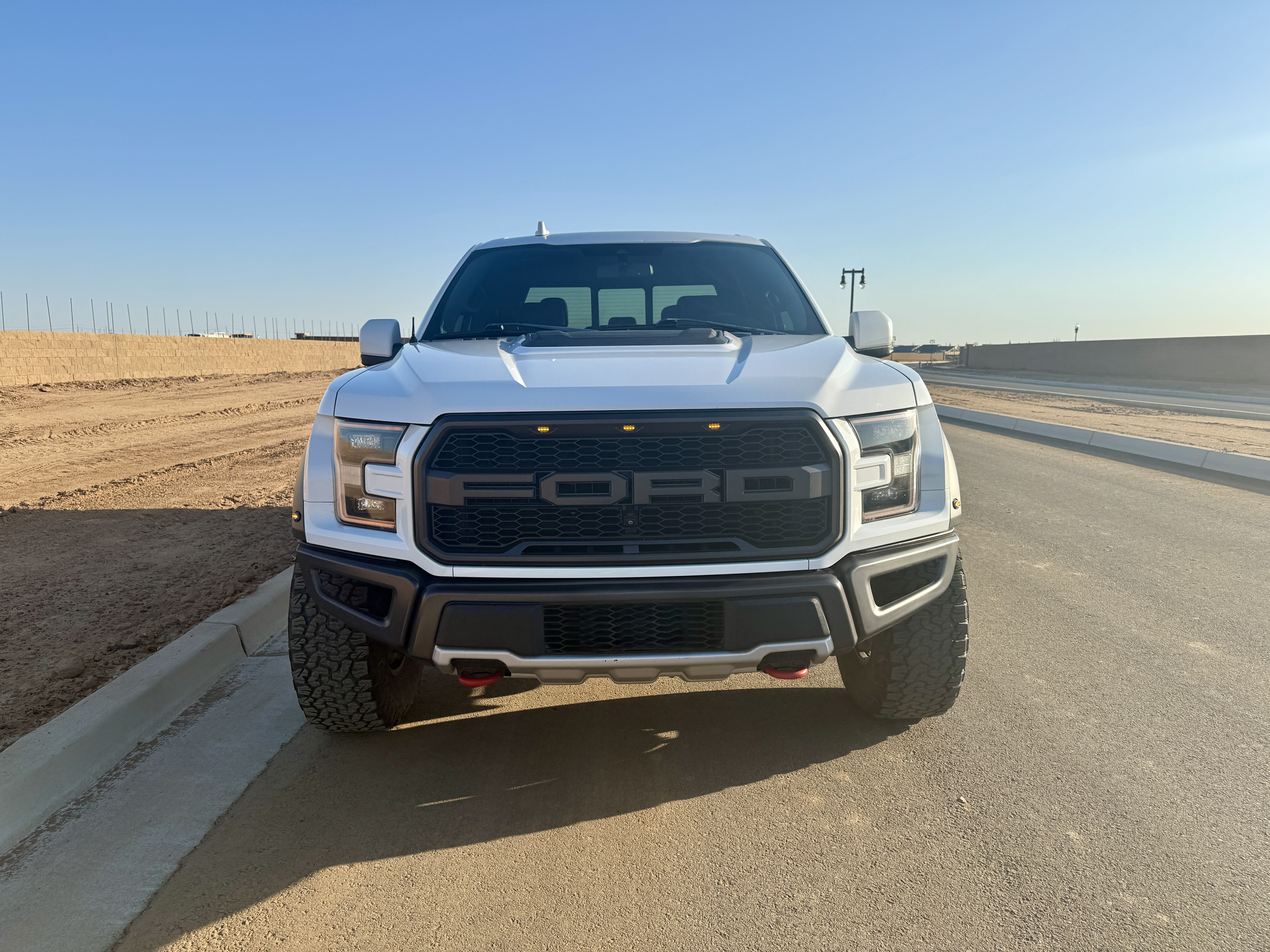 Used 2019 Ford F150 Raptor w/ Equipment Group 802A Luxury AWD/4WD image 4