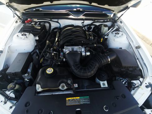 Used 2009 Ford Mustang GT Premium image 8