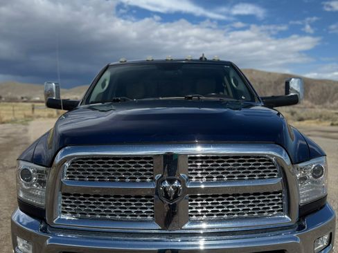Used 2017 RAM 2500 Laramie image 1