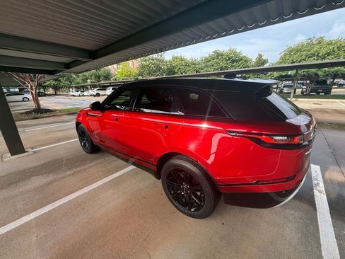 Used 2020 Land Rover Range Rover Velar S AWD/4WD image 8