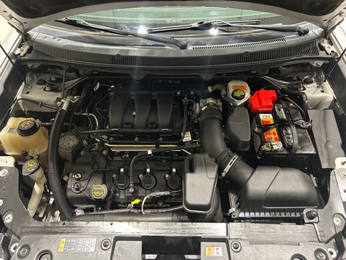 Used 2018 Ford Flex Limited image 11