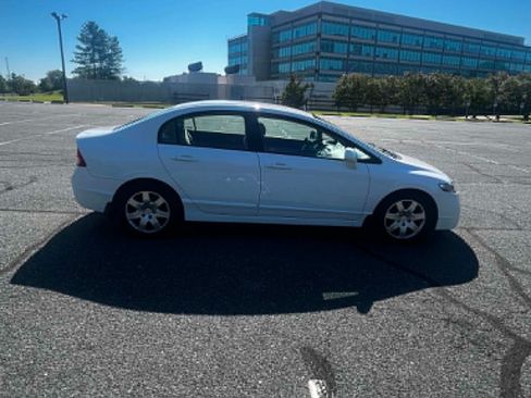 Used 2009 Honda Civic LX image 2