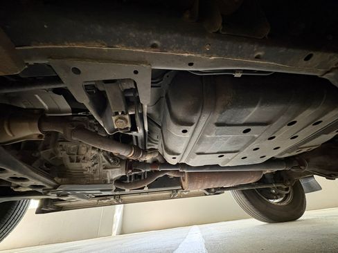Used 2006 Lexus LX 470 4WD image 25