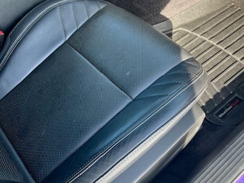 Used 2016 Dodge Challenger SRT Hellcat image 23