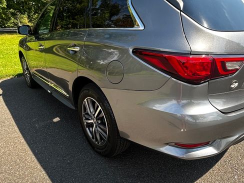 Used 2018 INFINITI QX60 Luxe AWD/4WD image 2