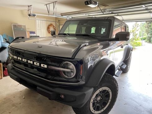 Used 2023 Ford Bronco Outer Banks w/ Sasquatch Package image 1