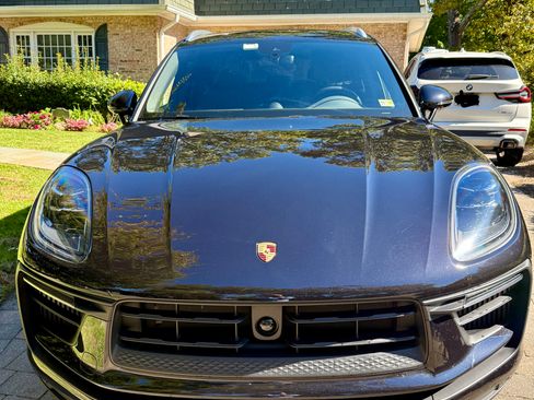 Used 2023 Porsche Macan S image 10