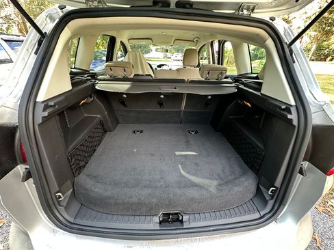 Used 2018 Ford C-MAX SE image 11