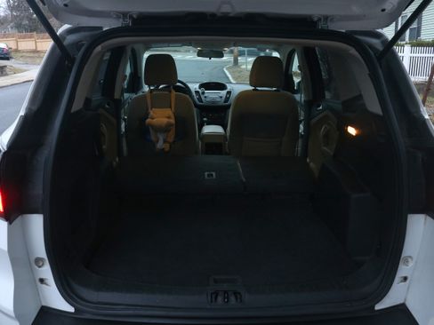 Used 2017 Ford Escape SE image 14