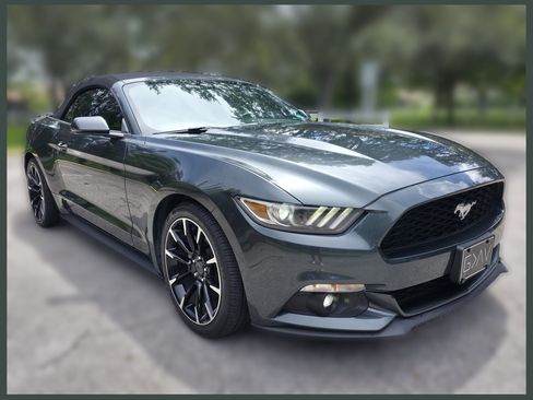 Used 2015 Ford Mustang Premium RWD image 14