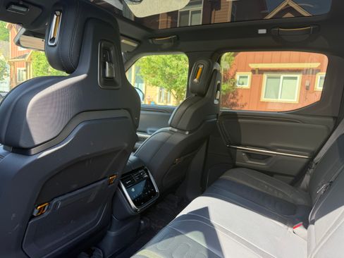 Used 2025 Rivian R1T Adventure AWD/4WD image 8
