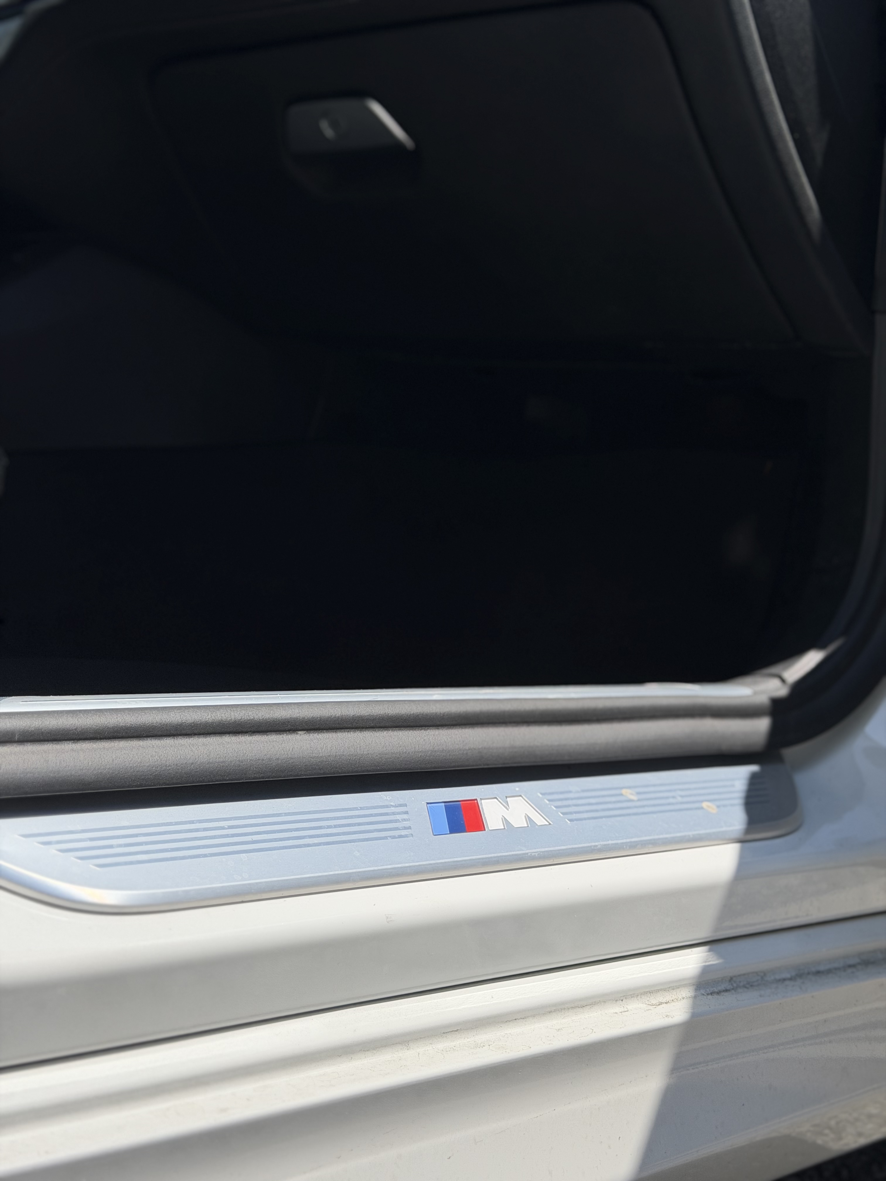 Used 2019 BMW 740i w/ Executive Package RWD image 8