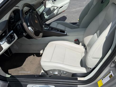 Used 2013 Porsche 911 GT3 RS image 17