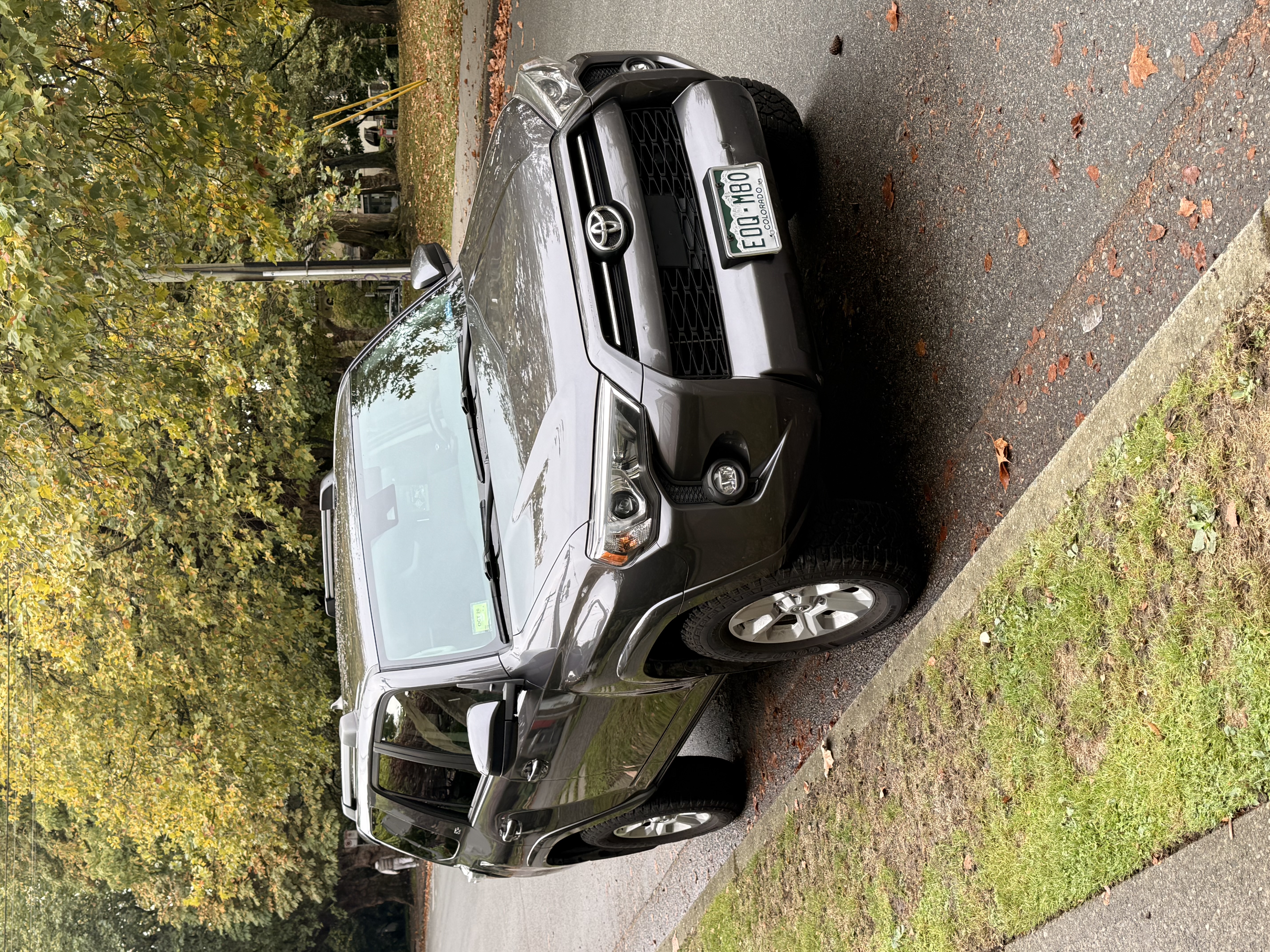 Used 2023 Toyota 4Runner SR5 AWD/4WD image 12