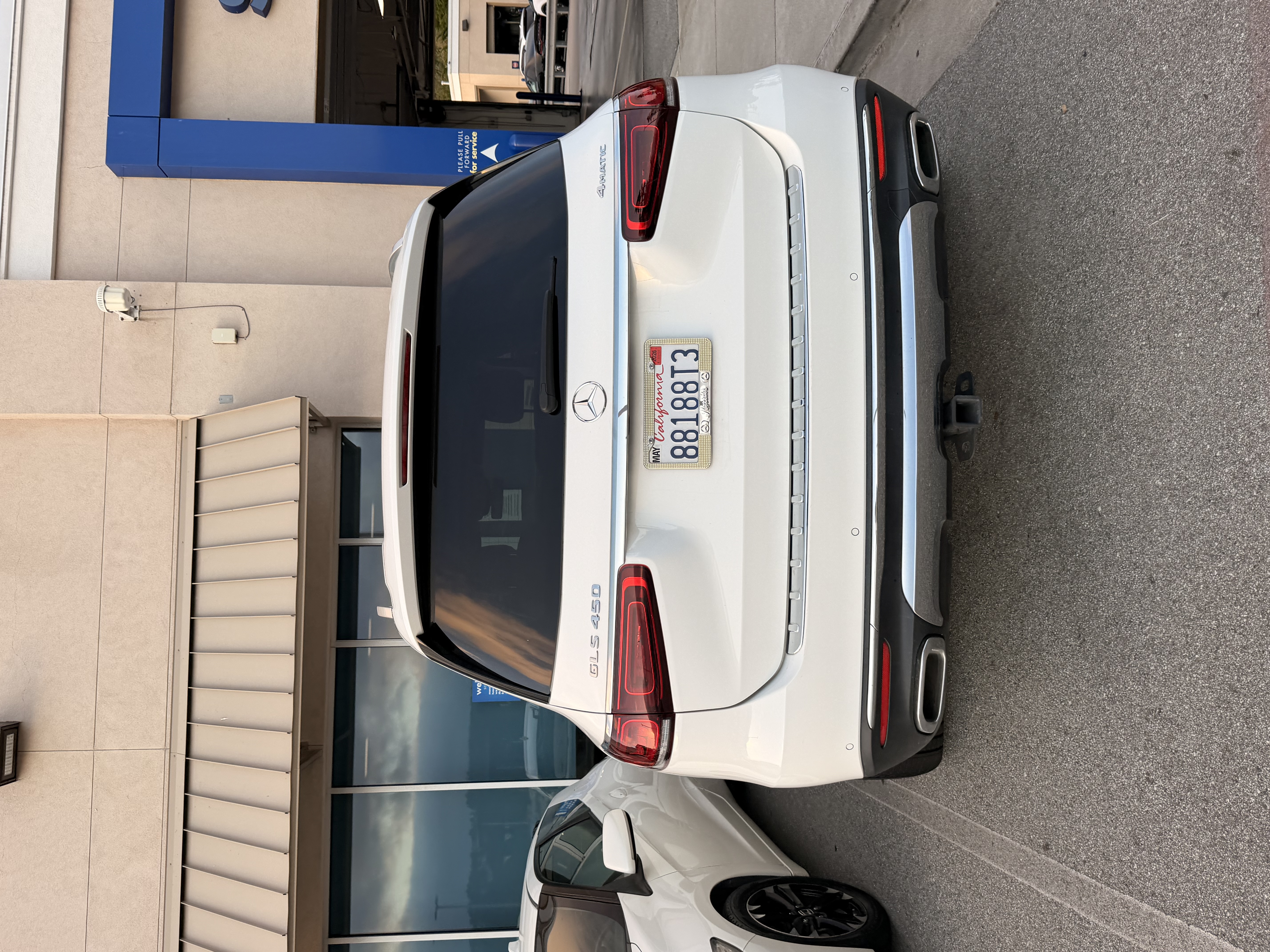 Used 2023 Mercedes-Benz GLS 450 4MATIC image 5