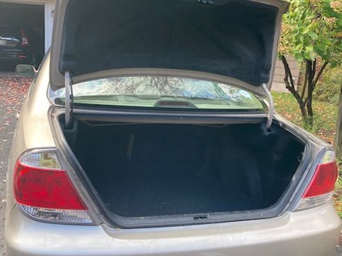 Used 2005 Toyota Camry LE image 6