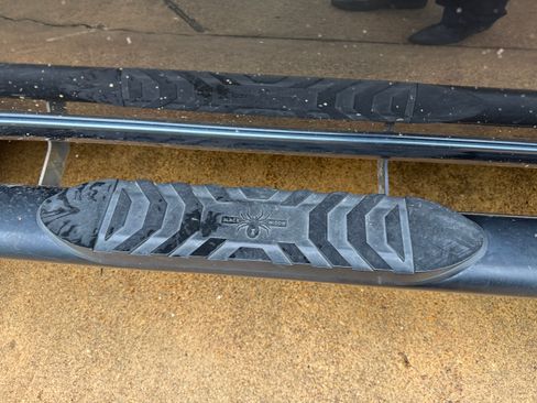 Used 2021 GMC Sierra 1500 AT4 w/ AT4 Premium Package image 13