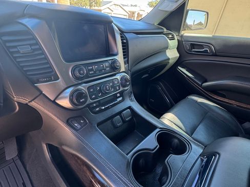 Used 2018 Chevrolet Tahoe LT image 6
