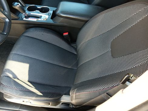 Used 2016 GMC Terrain SLE image 19