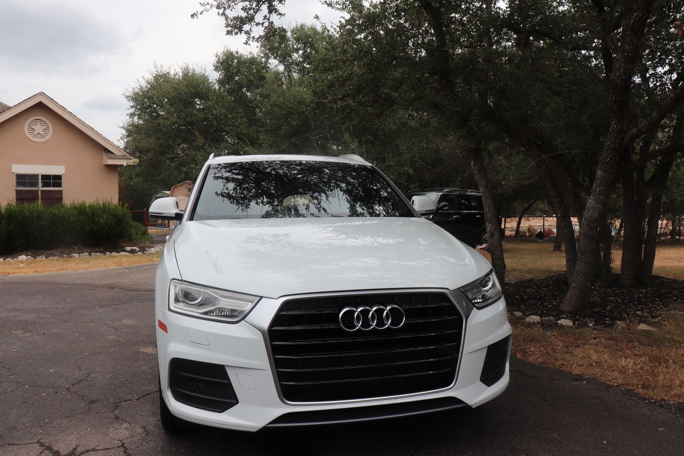 Used 2016 Audi Q3 2.0T Premium Plus FWD image 2