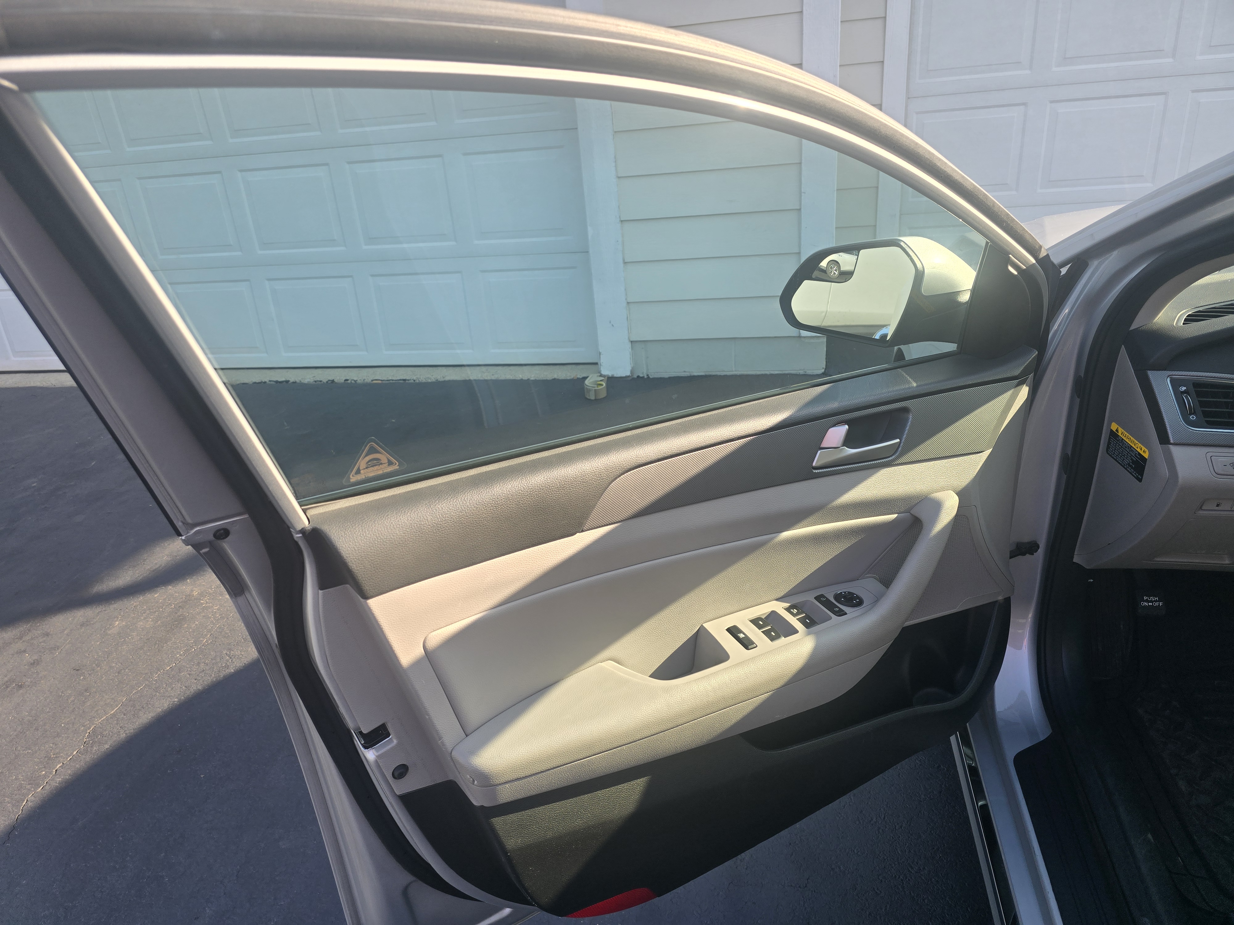 Used 2017 Hyundai Sonata SE FWD image 5