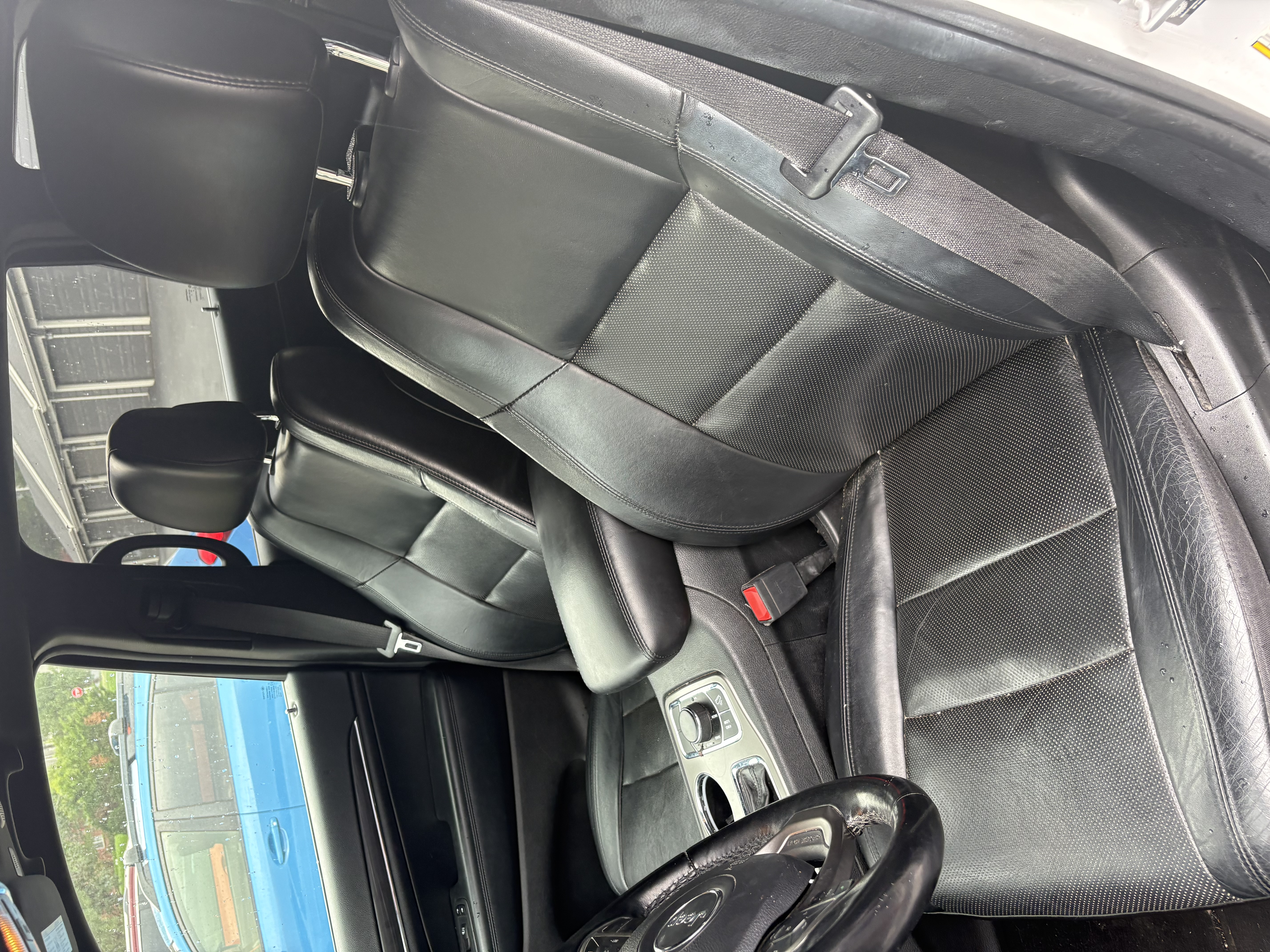 Used 2021 Jeep Grand Cherokee Limited AWD/4WD image 13