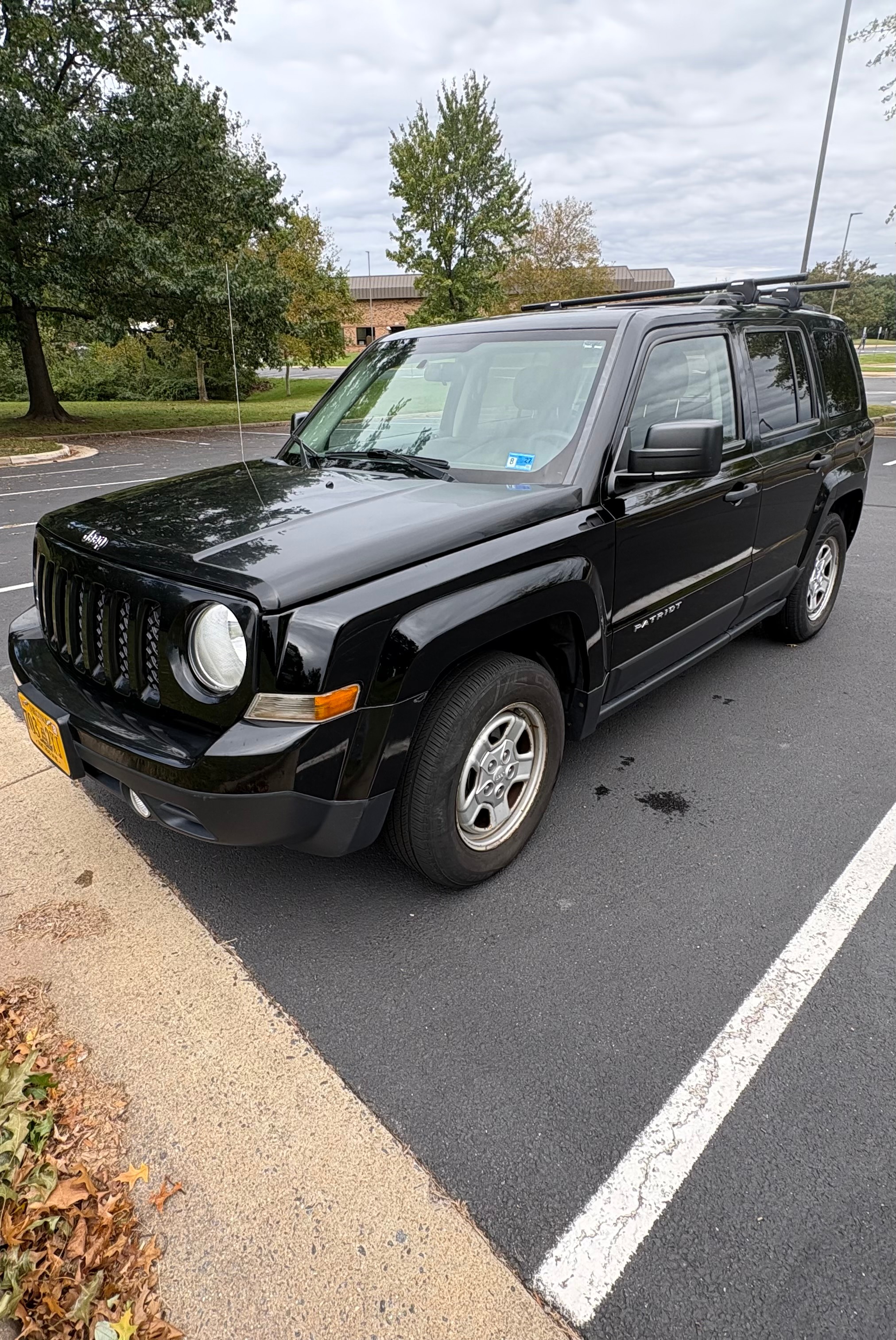 Used 2015 Jeep Patriot Sport FWD image 1
