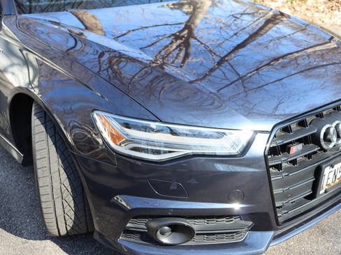 Used 2017 Audi S6 Premium Plus w/ S6 Sport Package image 5