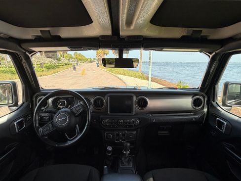 Used 2021 Jeep Wrangler Unlimited Sport AWD/4WD image 19